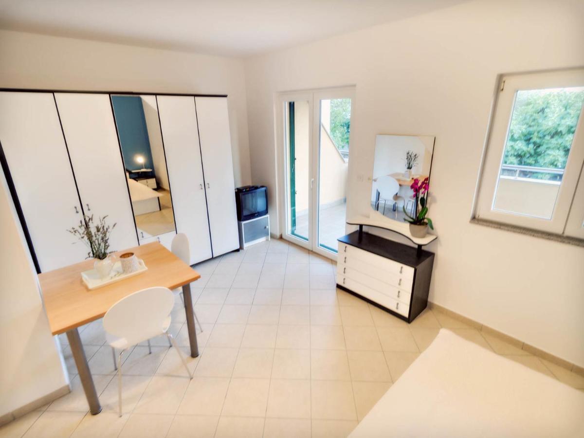 Apartments Zizic Vodice Værelse billede