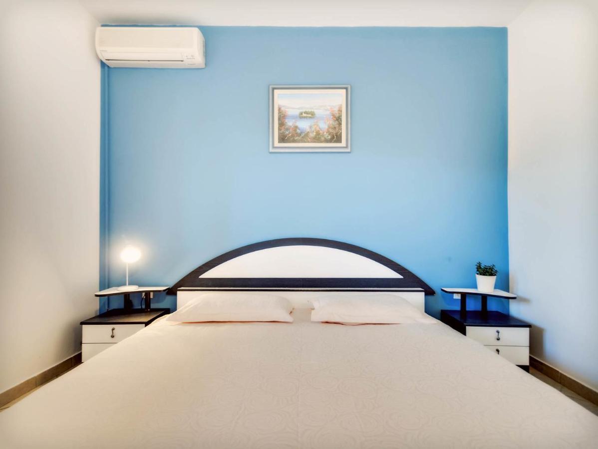 Apartments Zizic Vodice Eksteriør billede